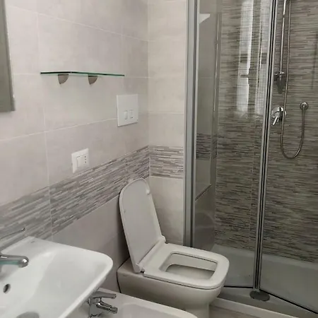 1 Romantica Casa Centrale, Silenziosa Ristrutturata Apartment Naples
